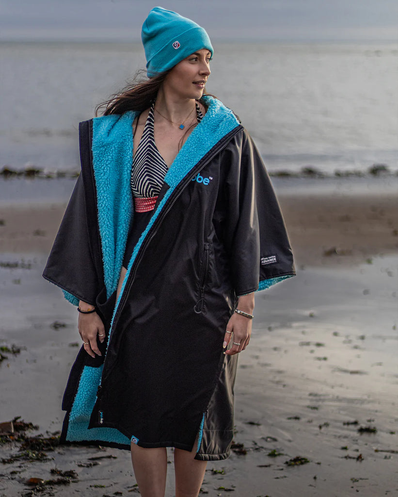 Dry Robe Advance Long Sleeve Black Blue 2