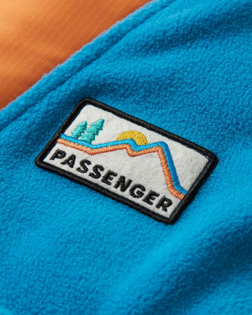 PASSENGER Alexander Recycled Polar Hooded Fleece image 3